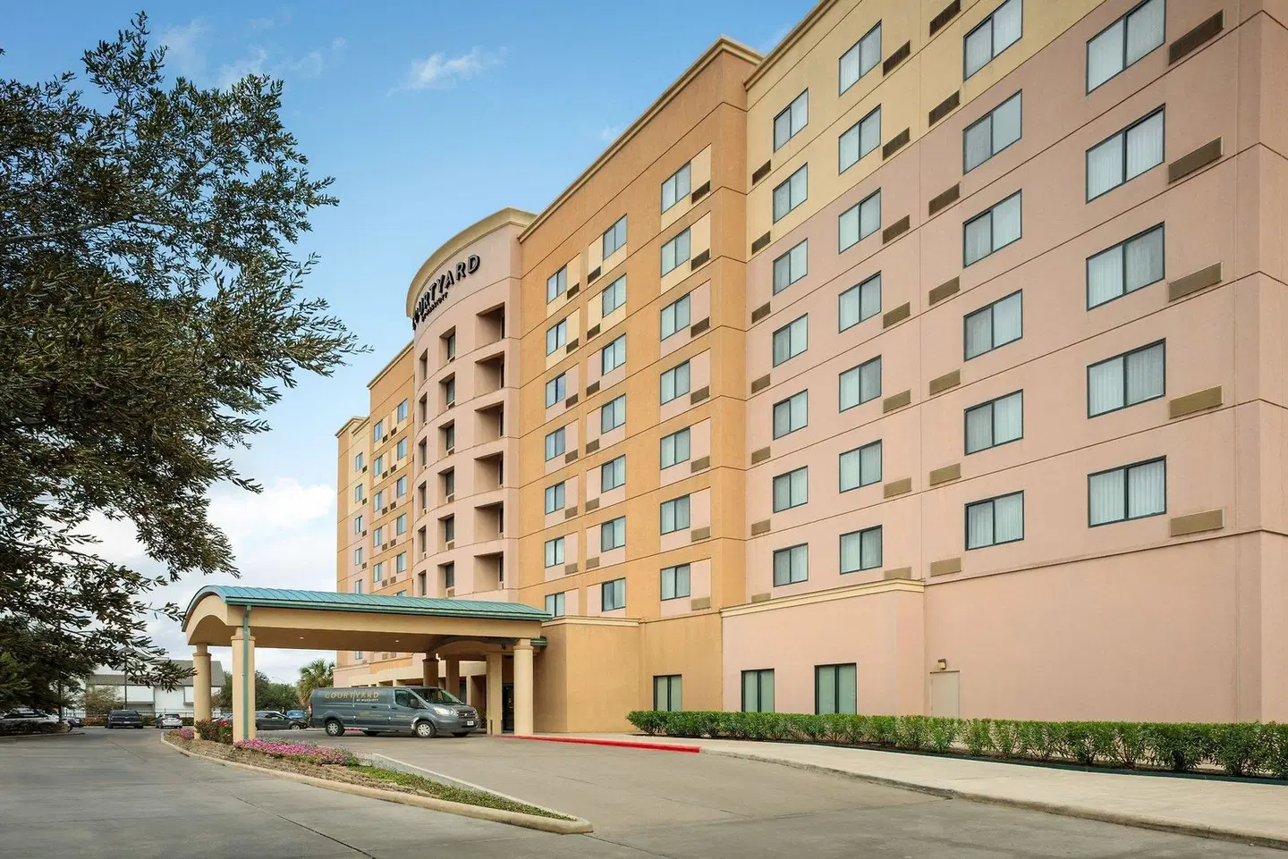 Courtyard by Marriott Houston Medical Center EXTERIOR