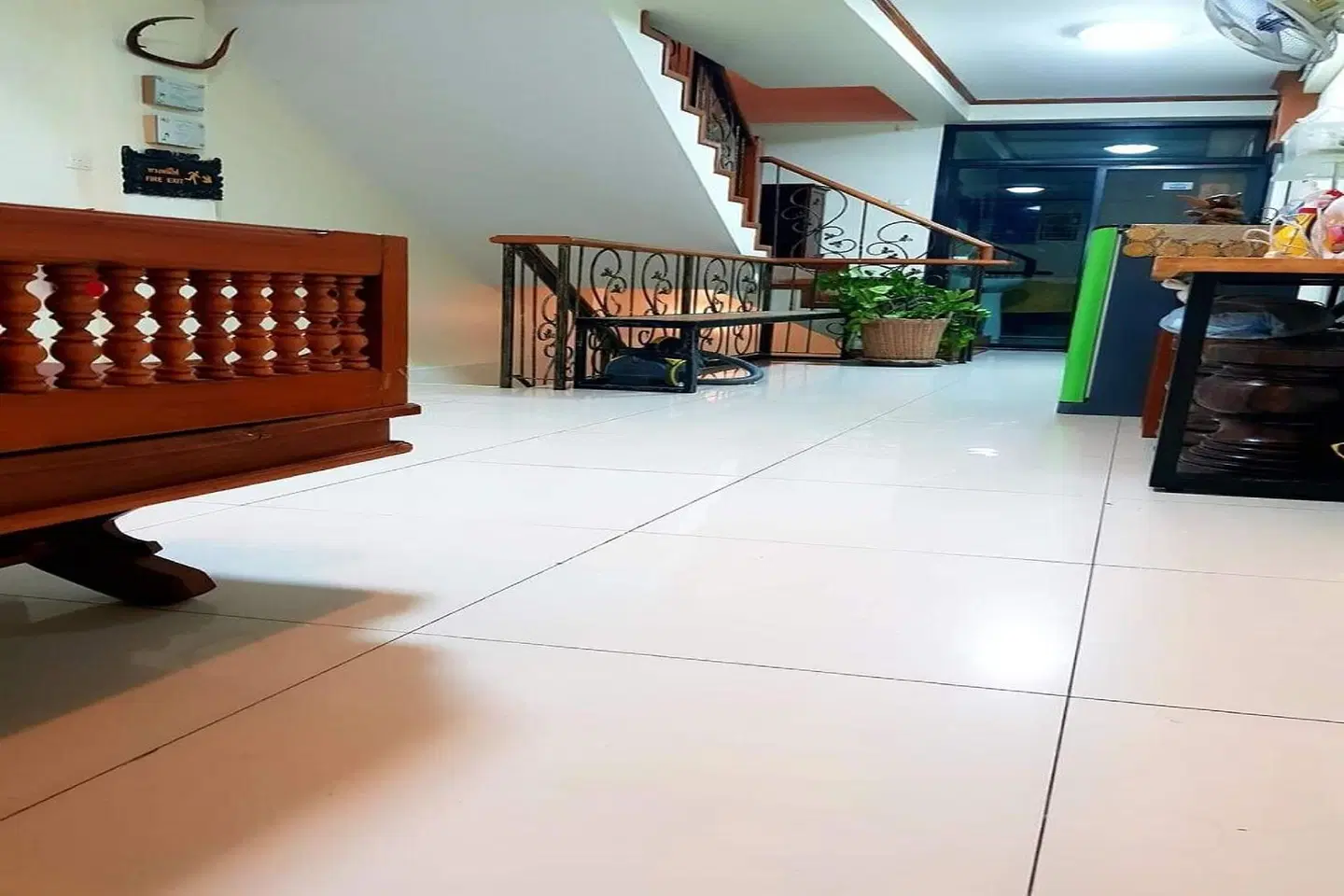 T2B Home LOUNGE_LOBBY