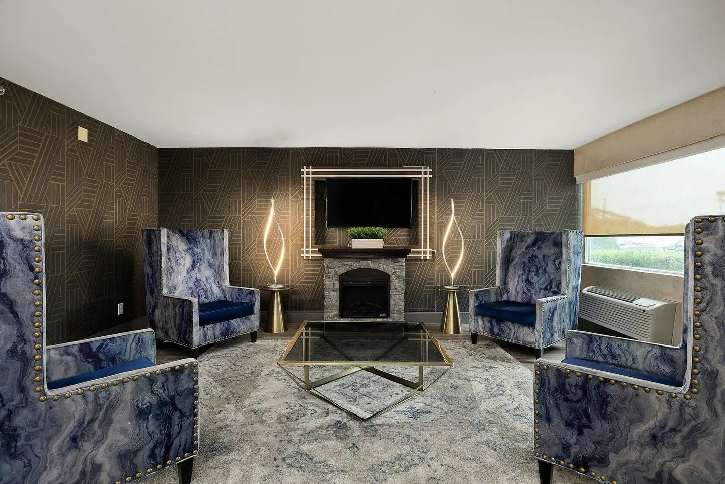 Radisson Hotel McAllen Airport ROOM_EXAMPLE