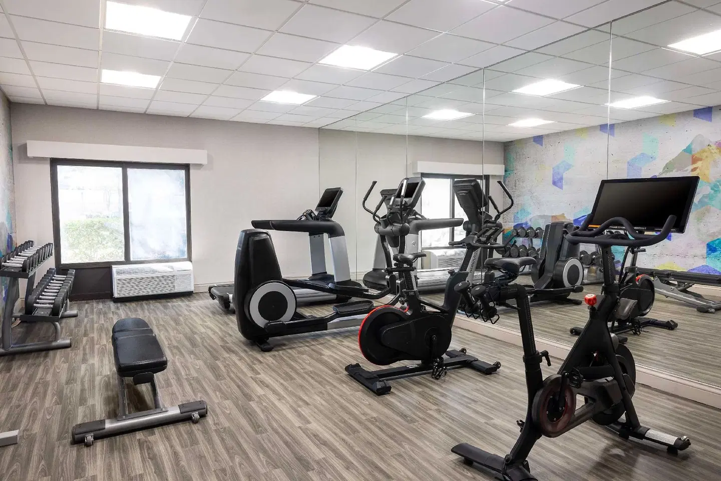 Hyatt Place Dallas-North/by the Galleria SPORTS_AND_LEISURE