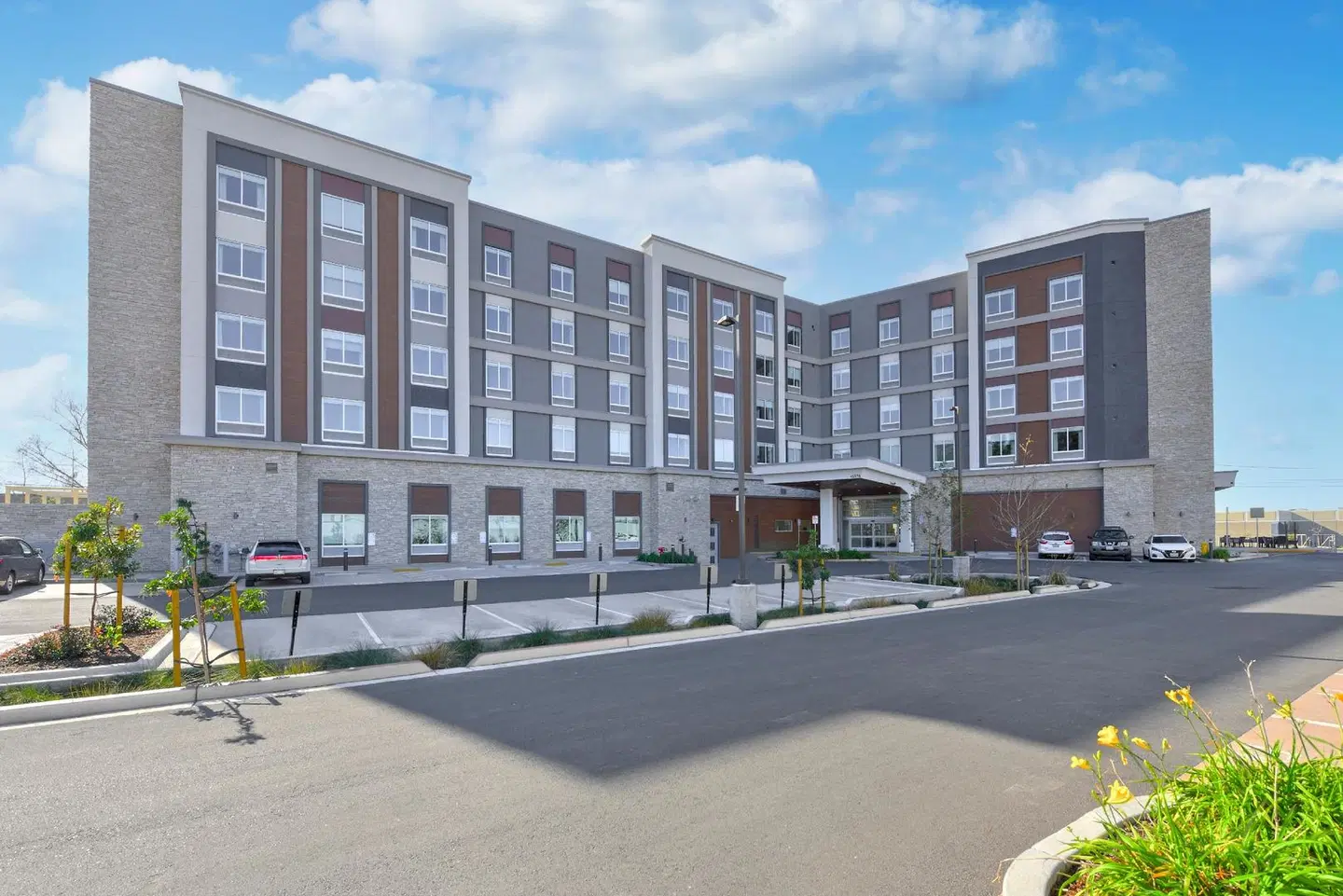 Hilton Garden Inn Fremont EXTERIOR