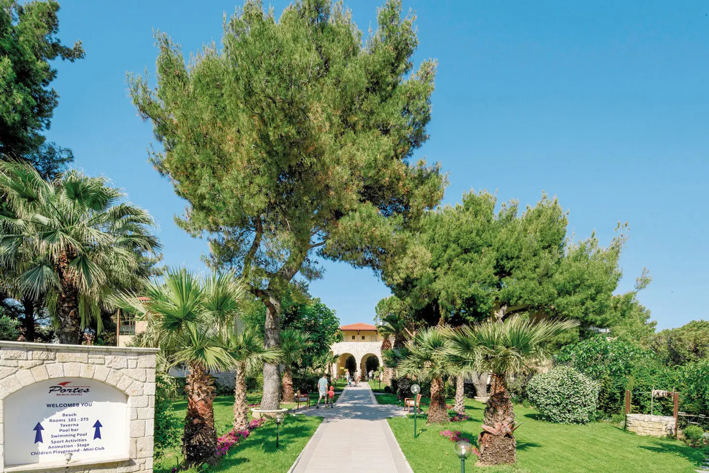 Portes Beach Garten