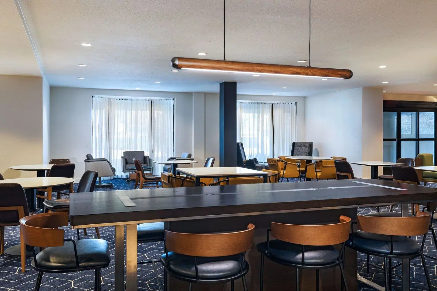 Courtyard by Marriott Dallas Plano in Legacy Park Konferenz