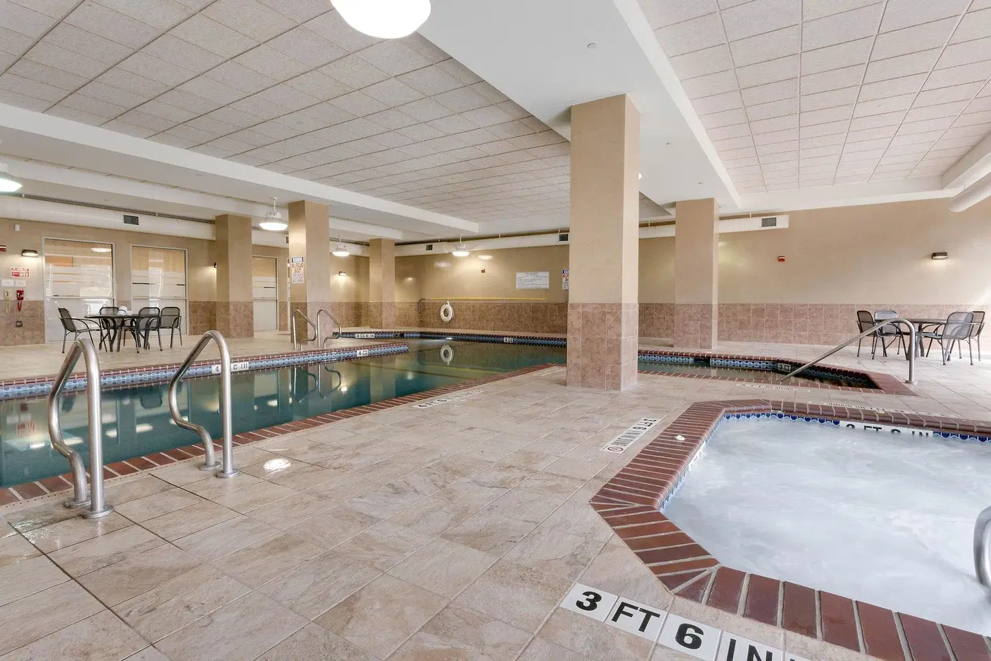Drury Inn & Suites San Antonio near La Cantera Parkway Hallenbad