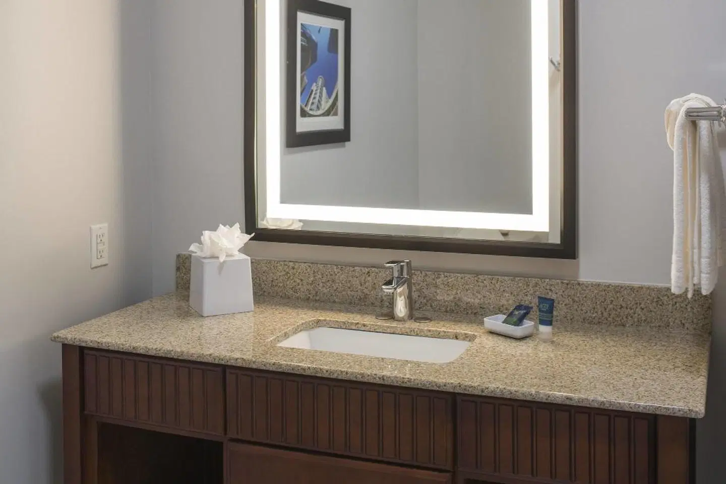 Four Points by Sheraton Houston Hobby Airport Badezimmer
