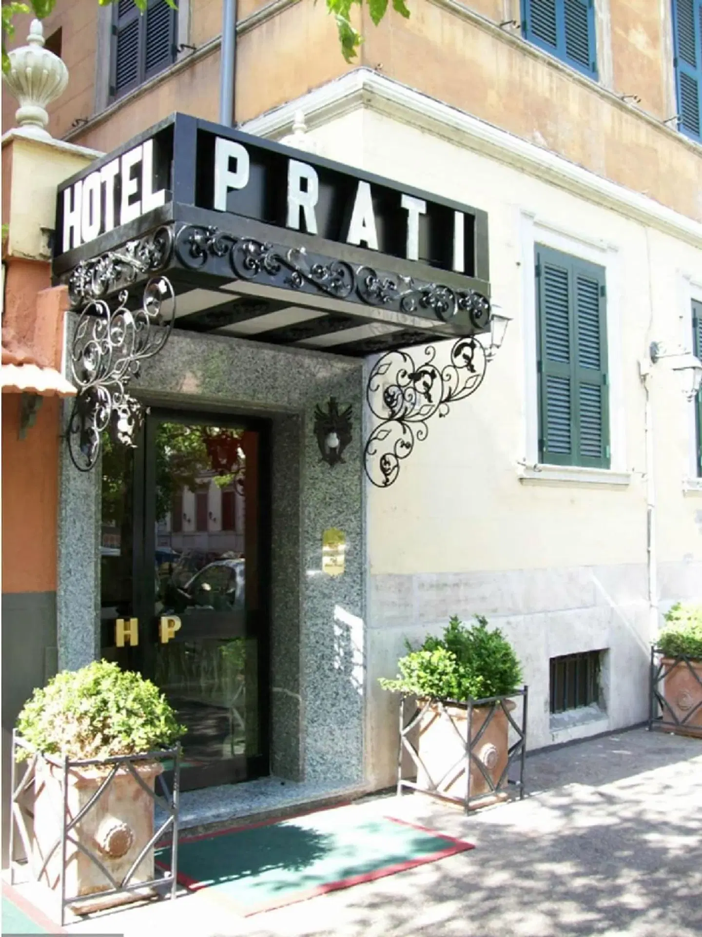 Prati EXTERIOR