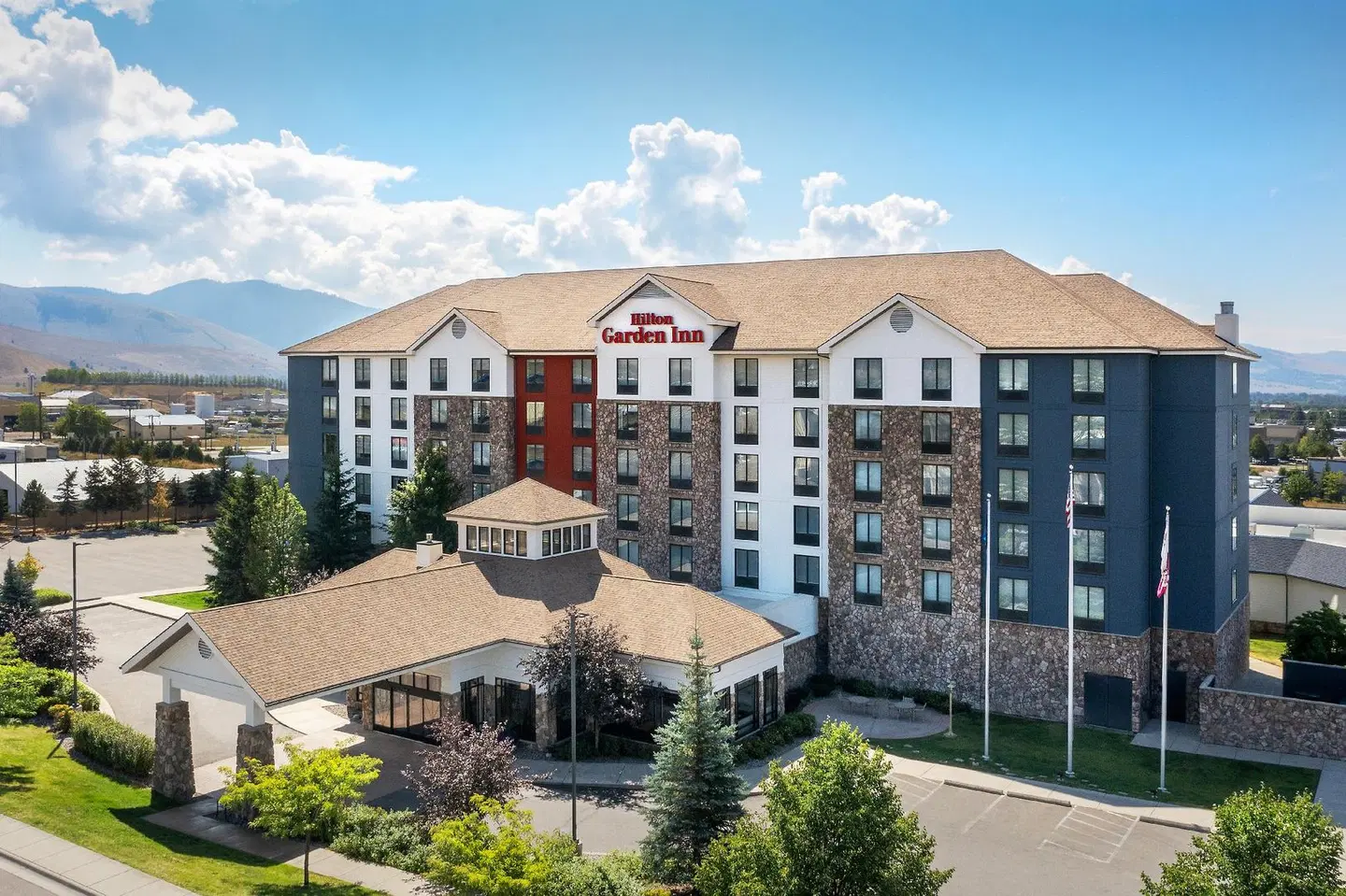 Hilton Garden Inn Missoula EXTERIOR