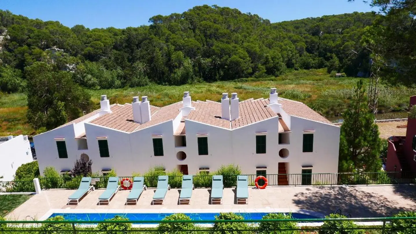The Desmais EXTERIOR