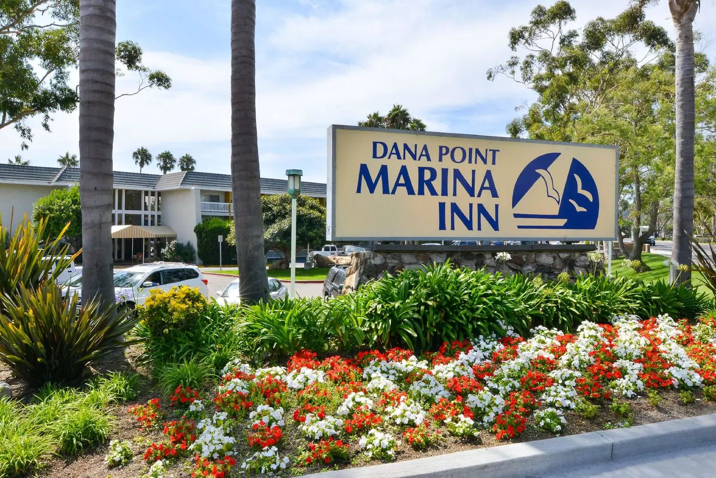 Dana Point Marina Inn EXTERIOR