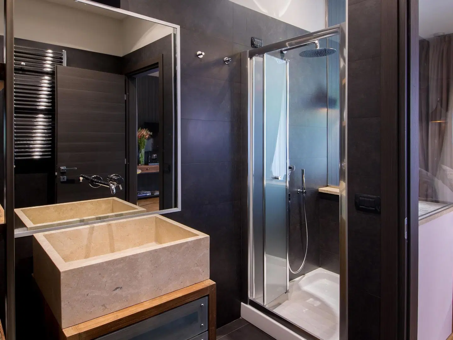 QT Suites & Apartments - Sistina Badezimmer