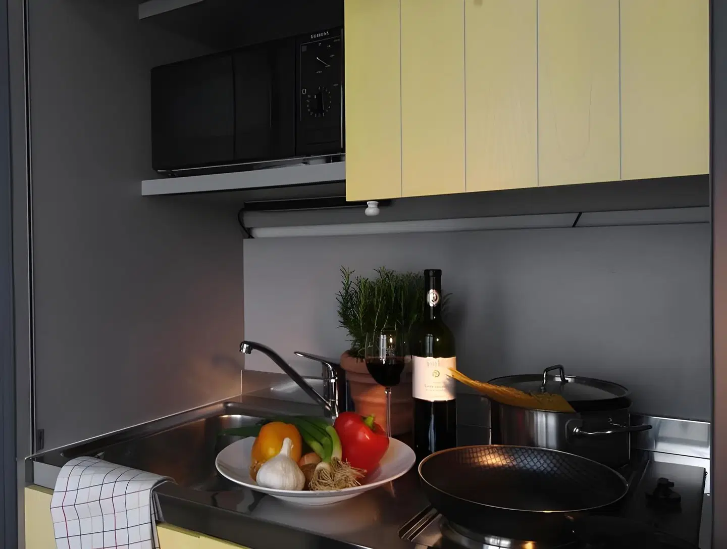 Wedina Serviced Apartments ROOM_EXAMPLE