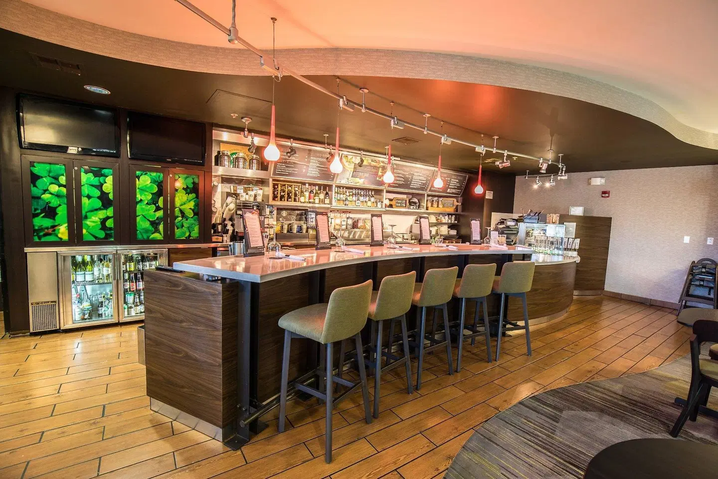 Courtyard by Marriott Merced Bar