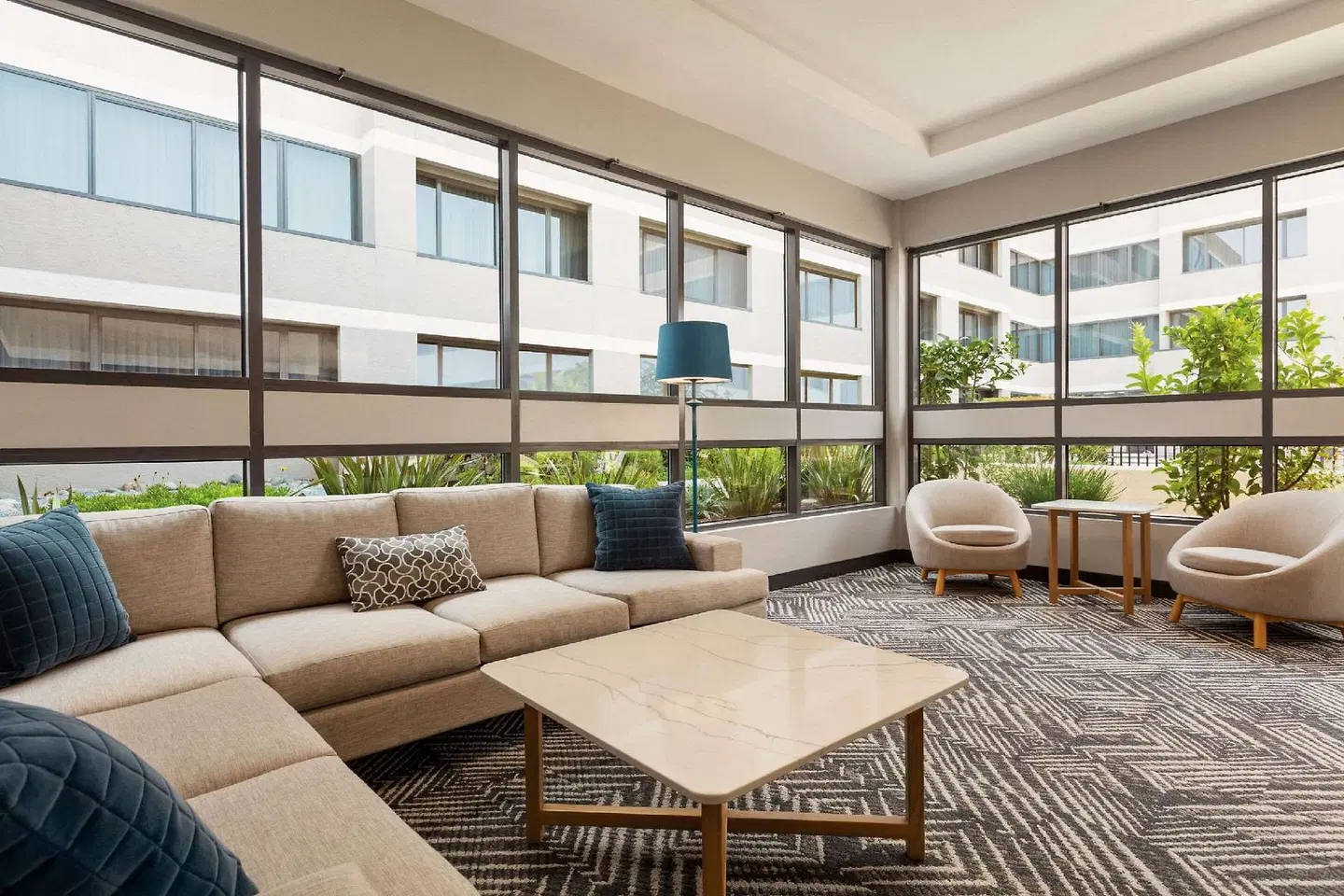 Radisson Hotel Sunnyvale - Silicon Valley LOUNGE_LOBBY
