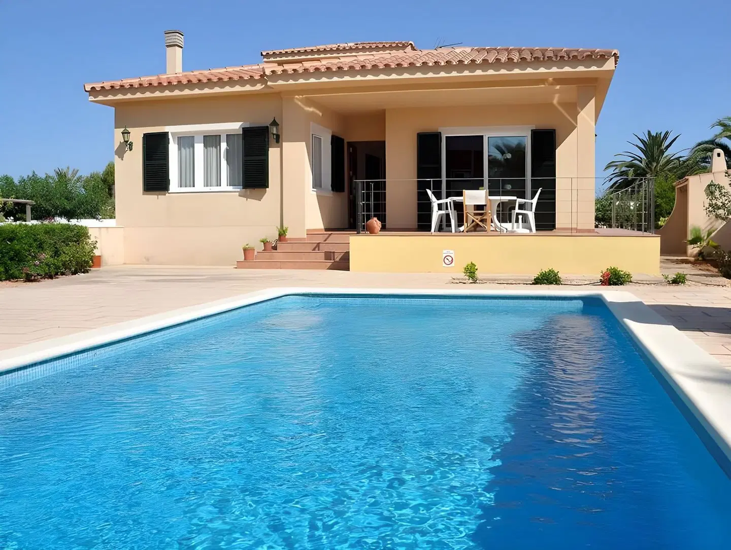 Villa Francisca OUTDOOR_POOL