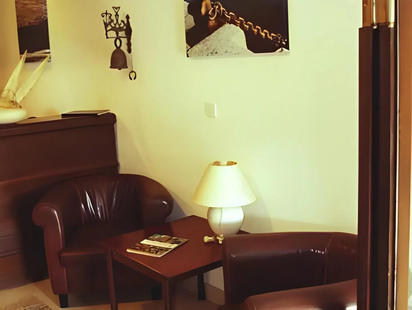 Argentum ROOM_EXAMPLE
