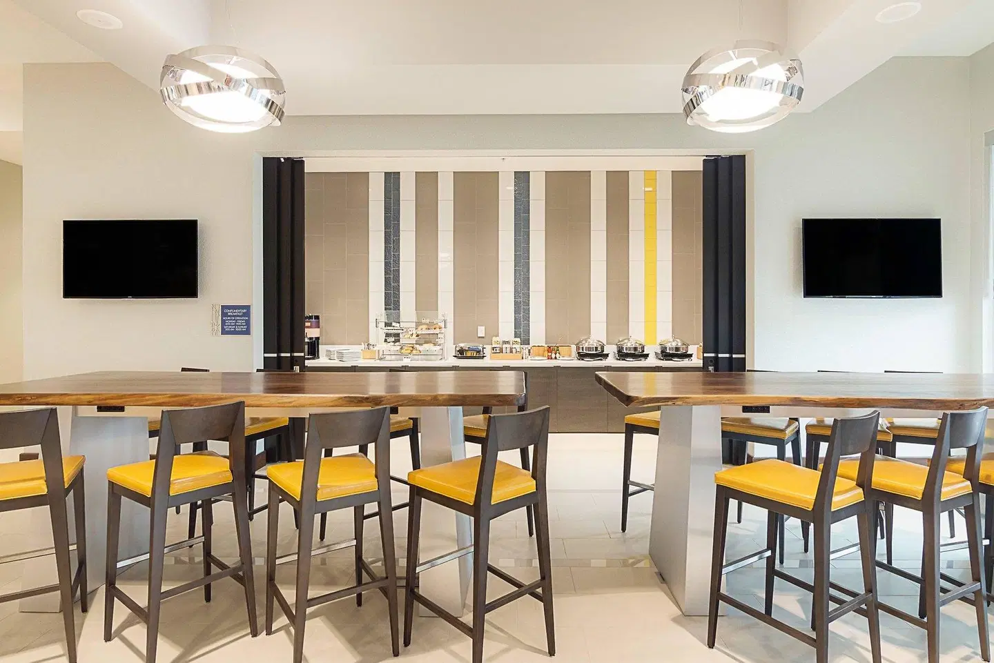 SpringHill Suites by Marriott Fort Worth Fossil Creek Bar