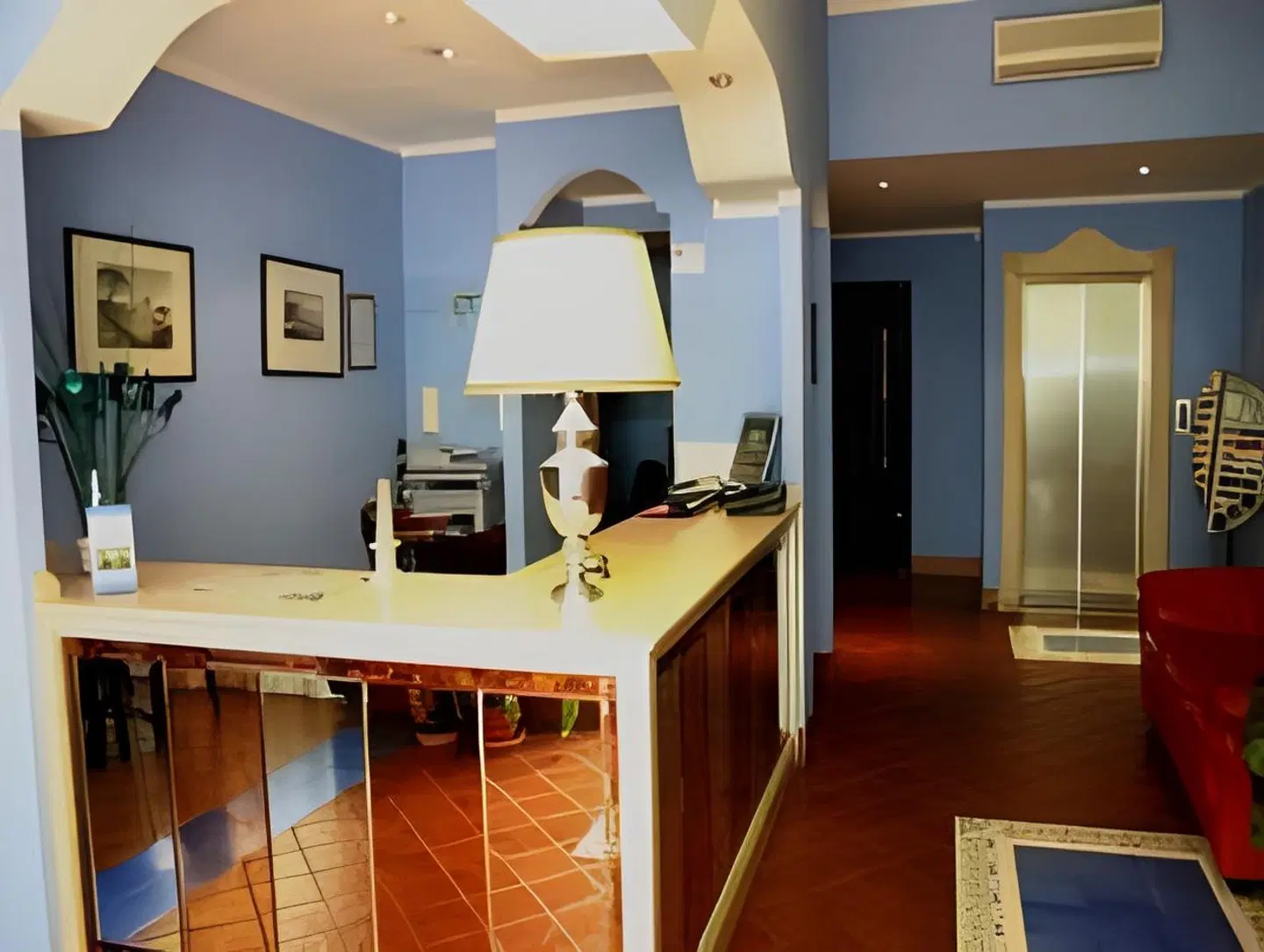 Caracciolo ROOM_EXAMPLE
