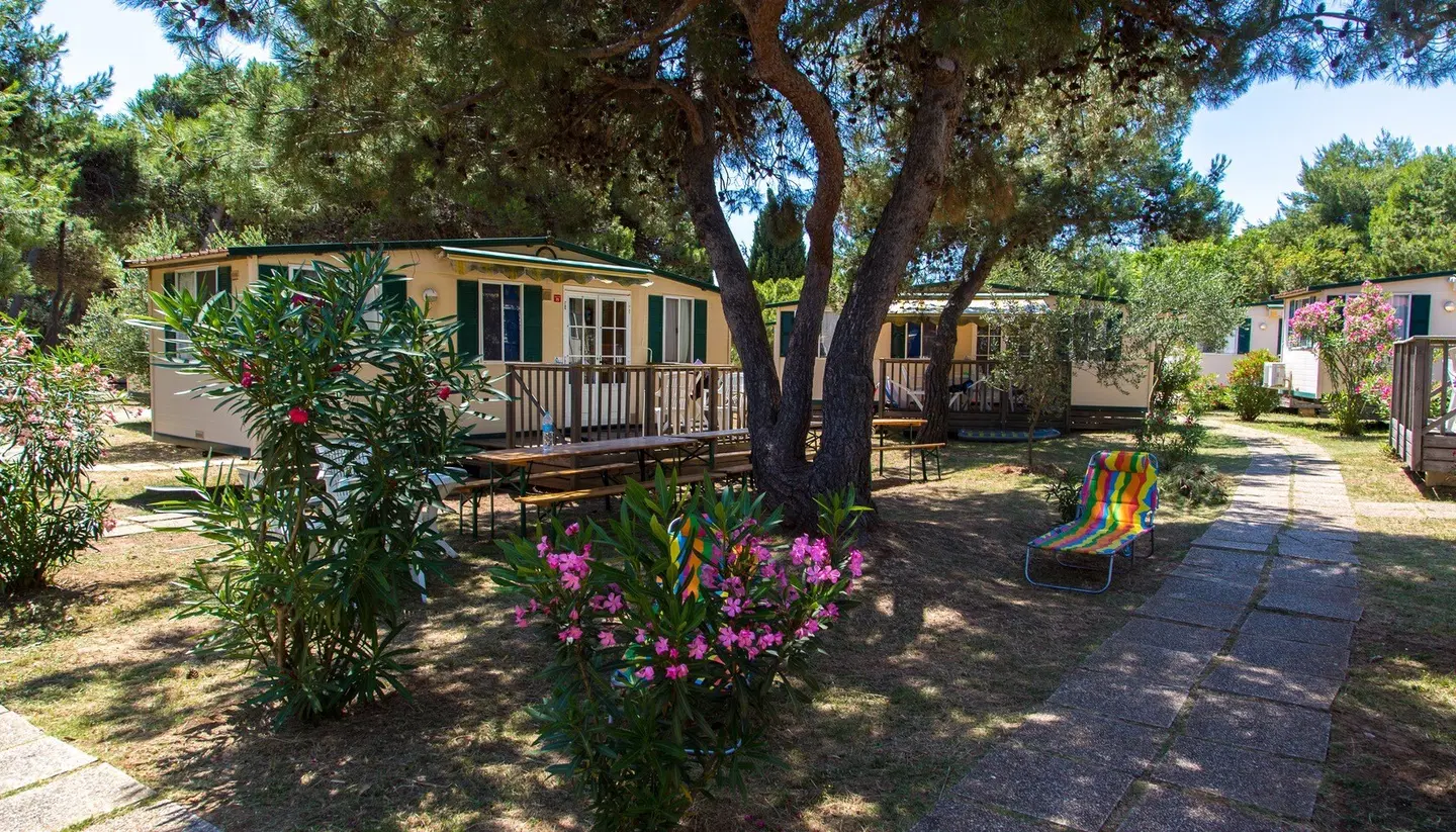 Arena Stupice Mobile Homes Garten