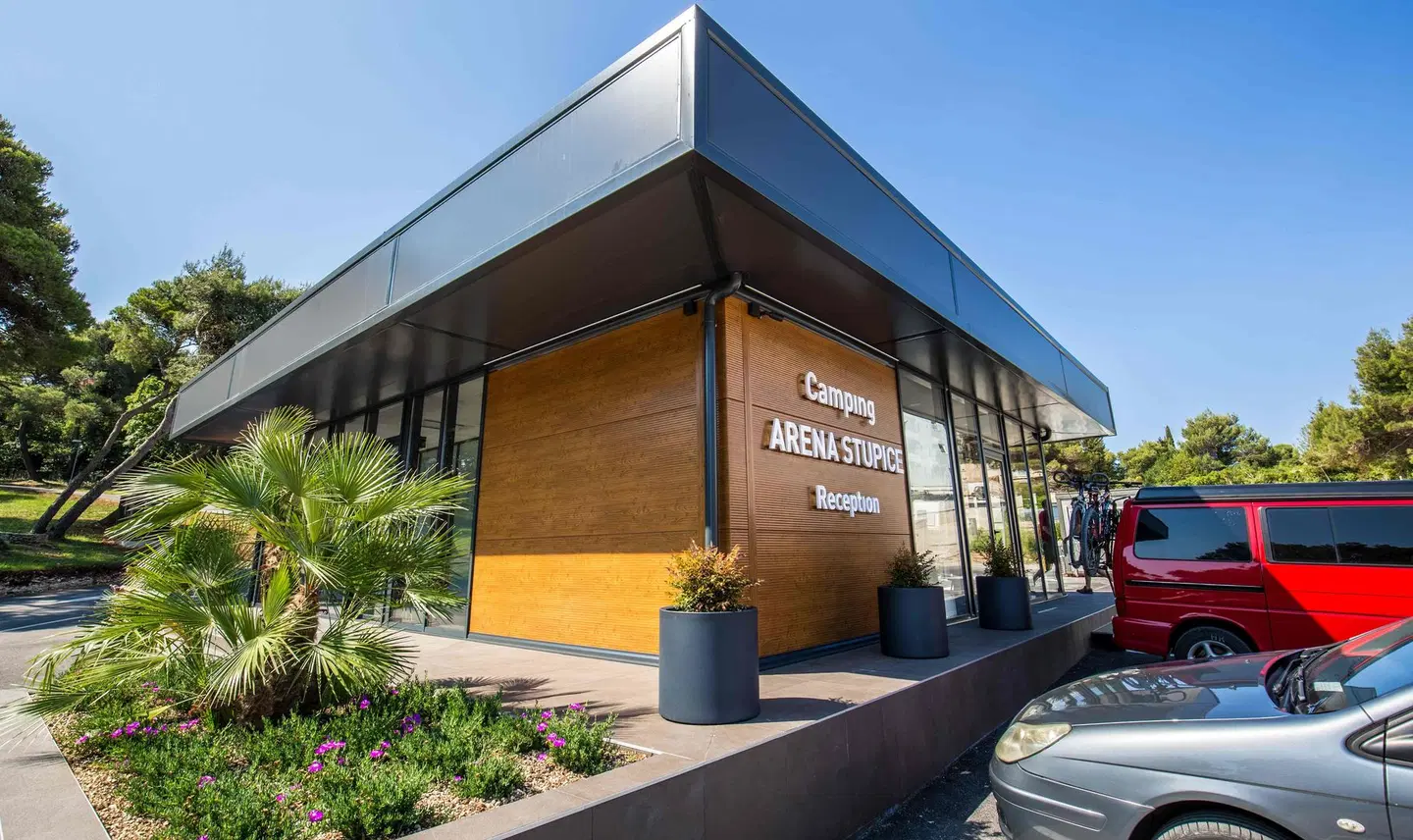 Arena Stupice Mobile Homes EXTERIOR