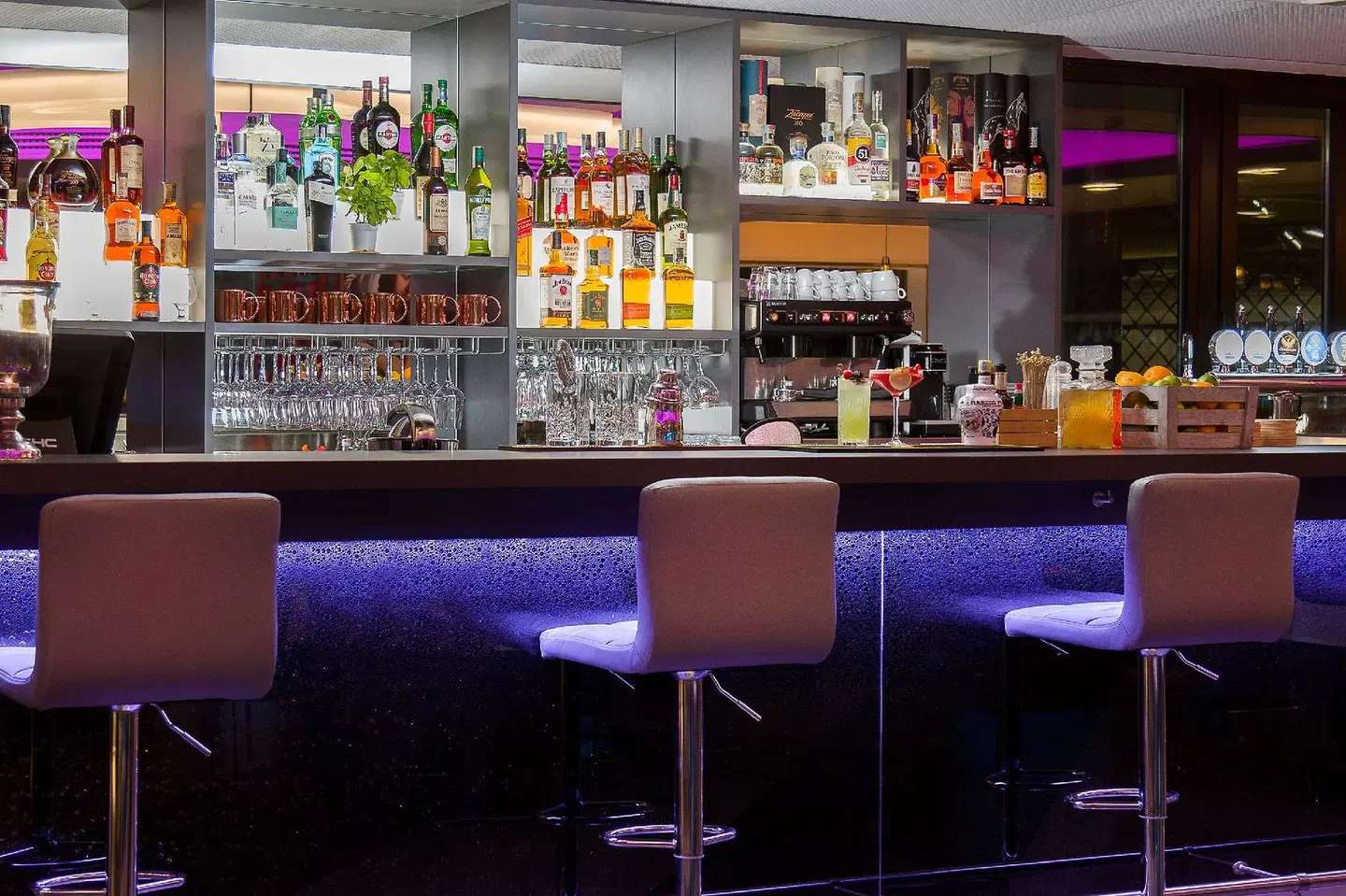 iQ Hotel Roma Bar