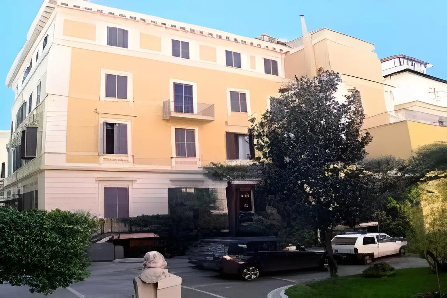 Roma Room EXTERIOR