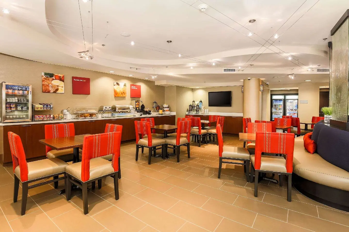 Comfort Suites DFW N/Grapevine Bar