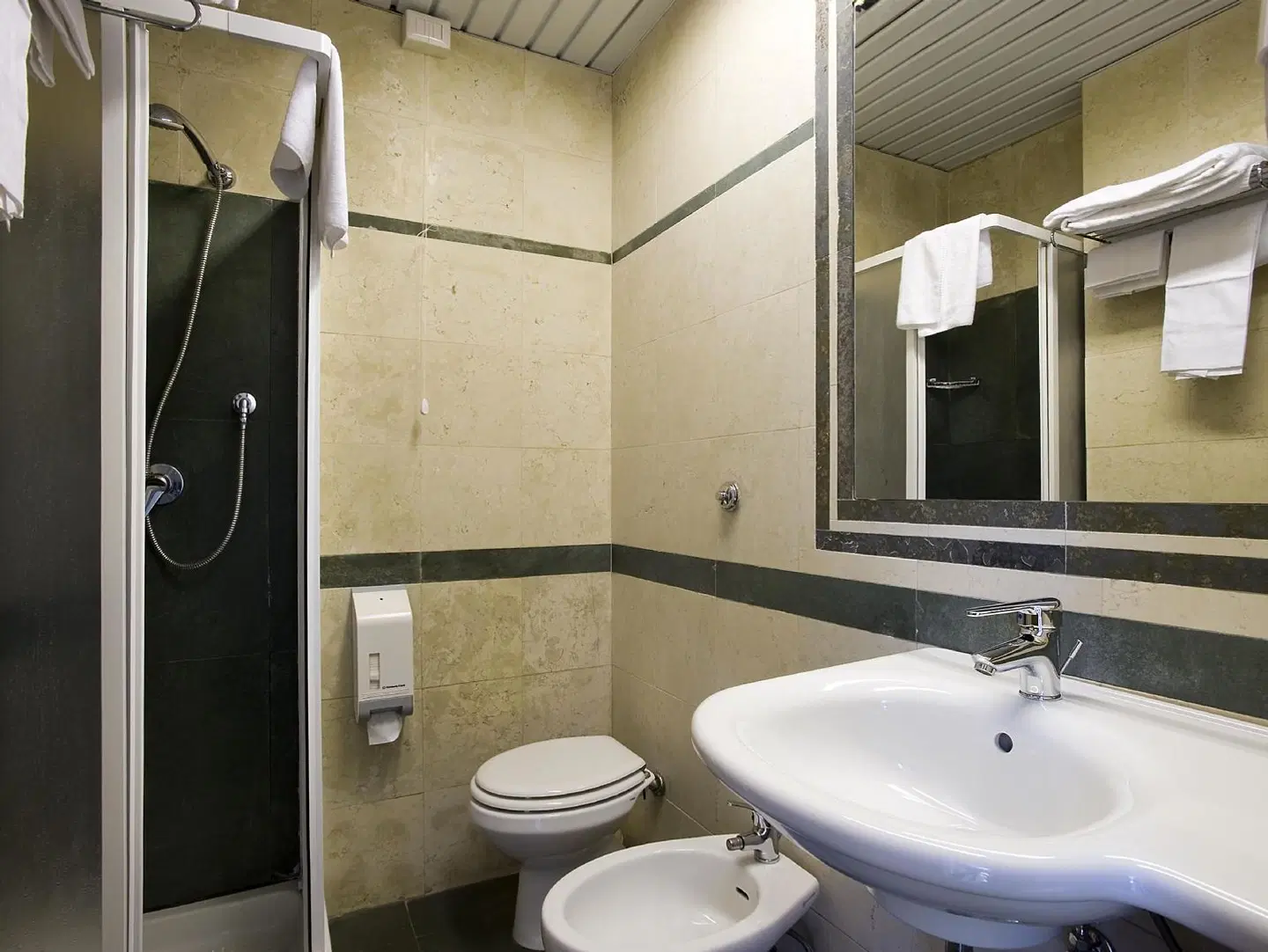 Dipendenza Hotel Bellavista Badezimmer