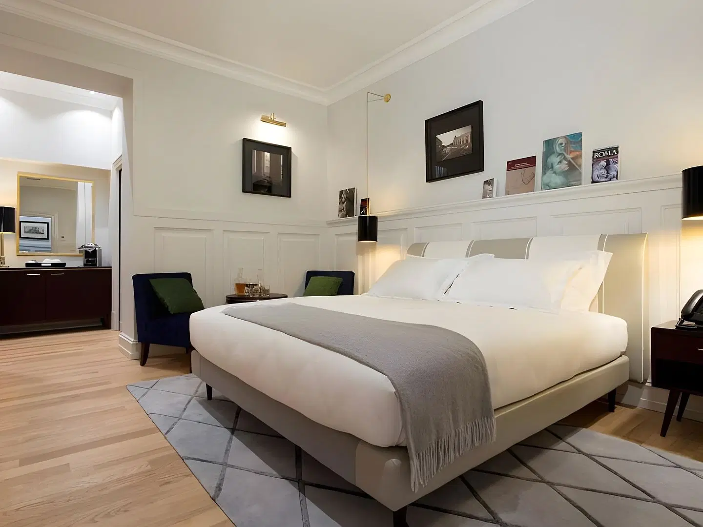 Roof Suite Rome Historic Residence ROOM_EXAMPLE