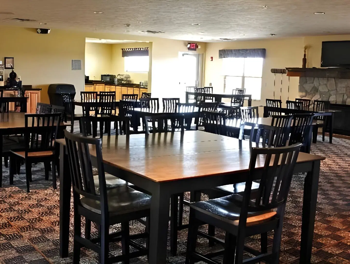 Arbuckle Lodge Gillette Bar