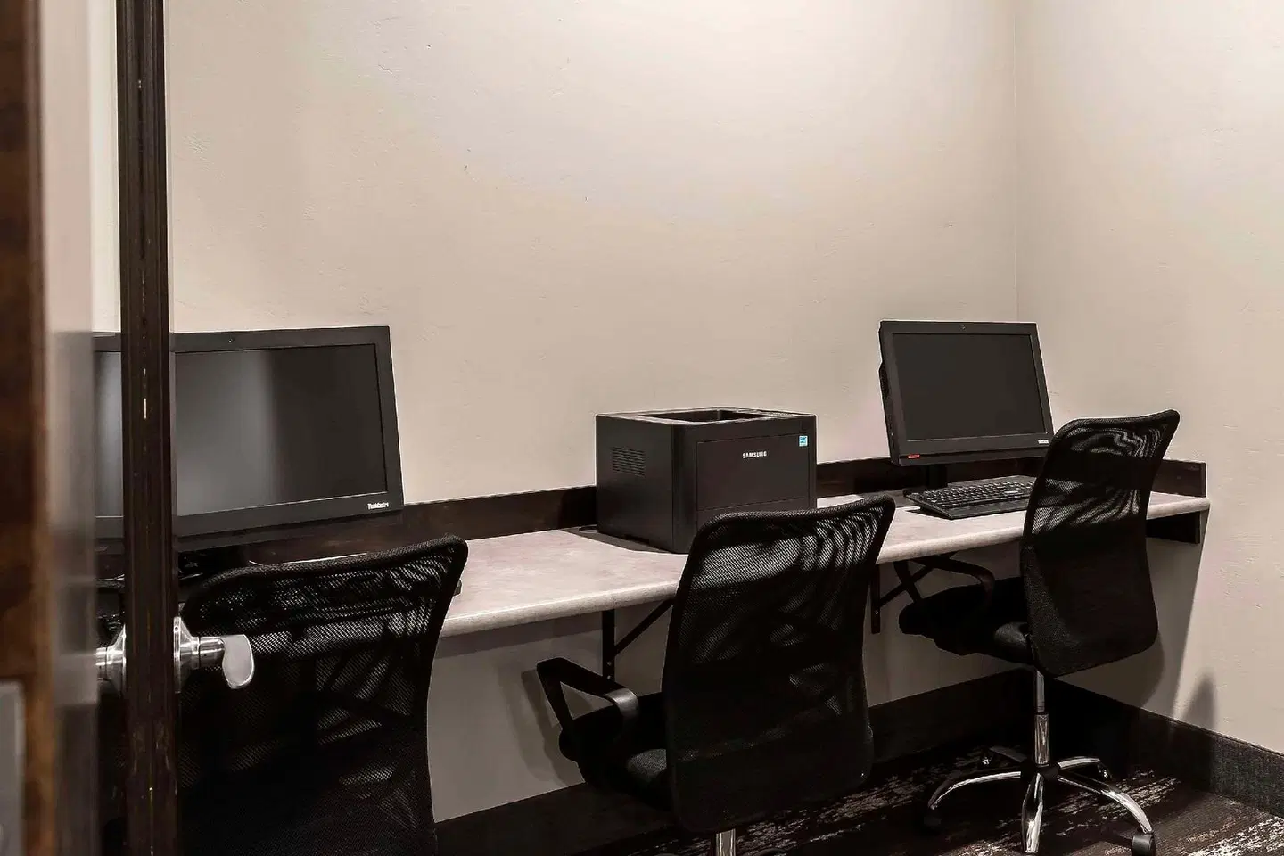 The Copper King Hotel and Convention Center ROOM_EXAMPLE