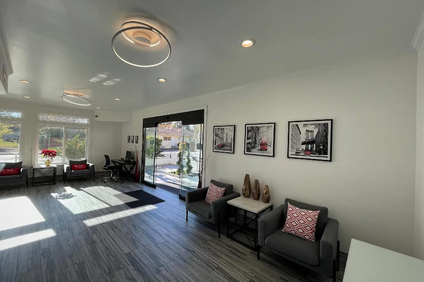 Aggie Inn, Ascend Hotel Collection LOUNGE_LOBBY