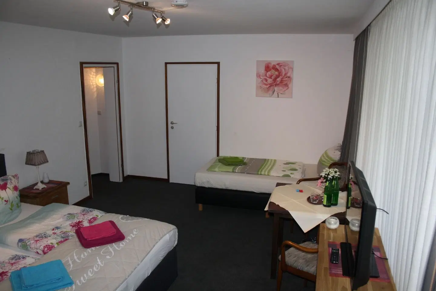 Hotel Deutsches Haus ROOM_EXAMPLE