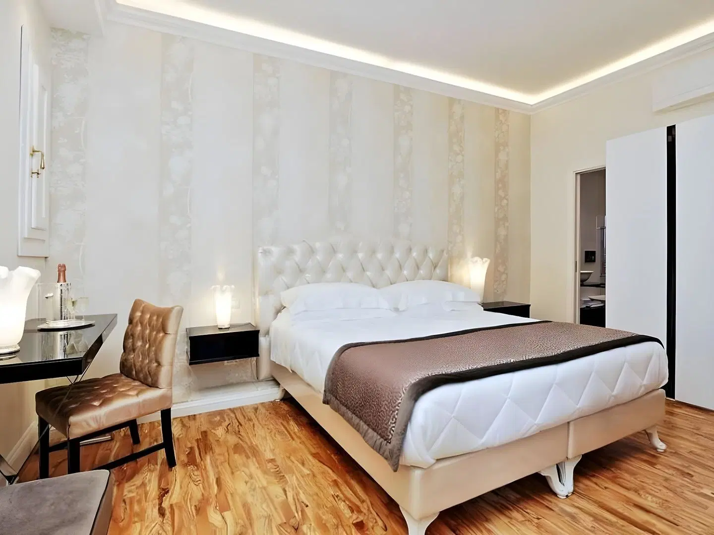Lanza 111 - Exclusive Rooms ROOM_EXAMPLE