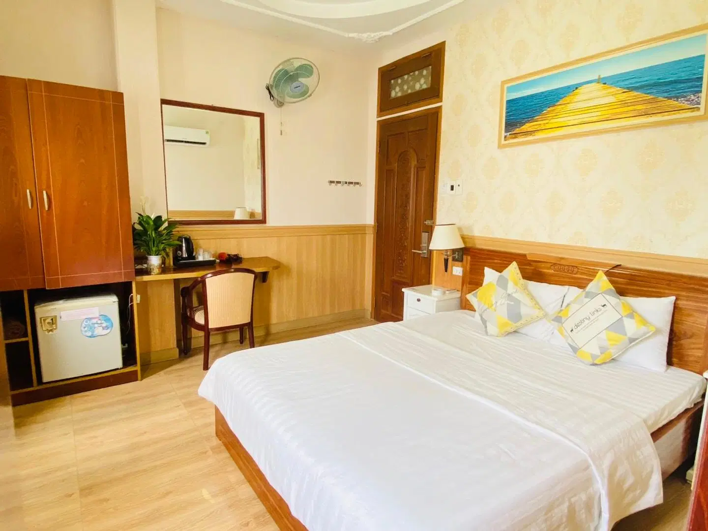 Nhu Y Hotel ROOM_EXAMPLE