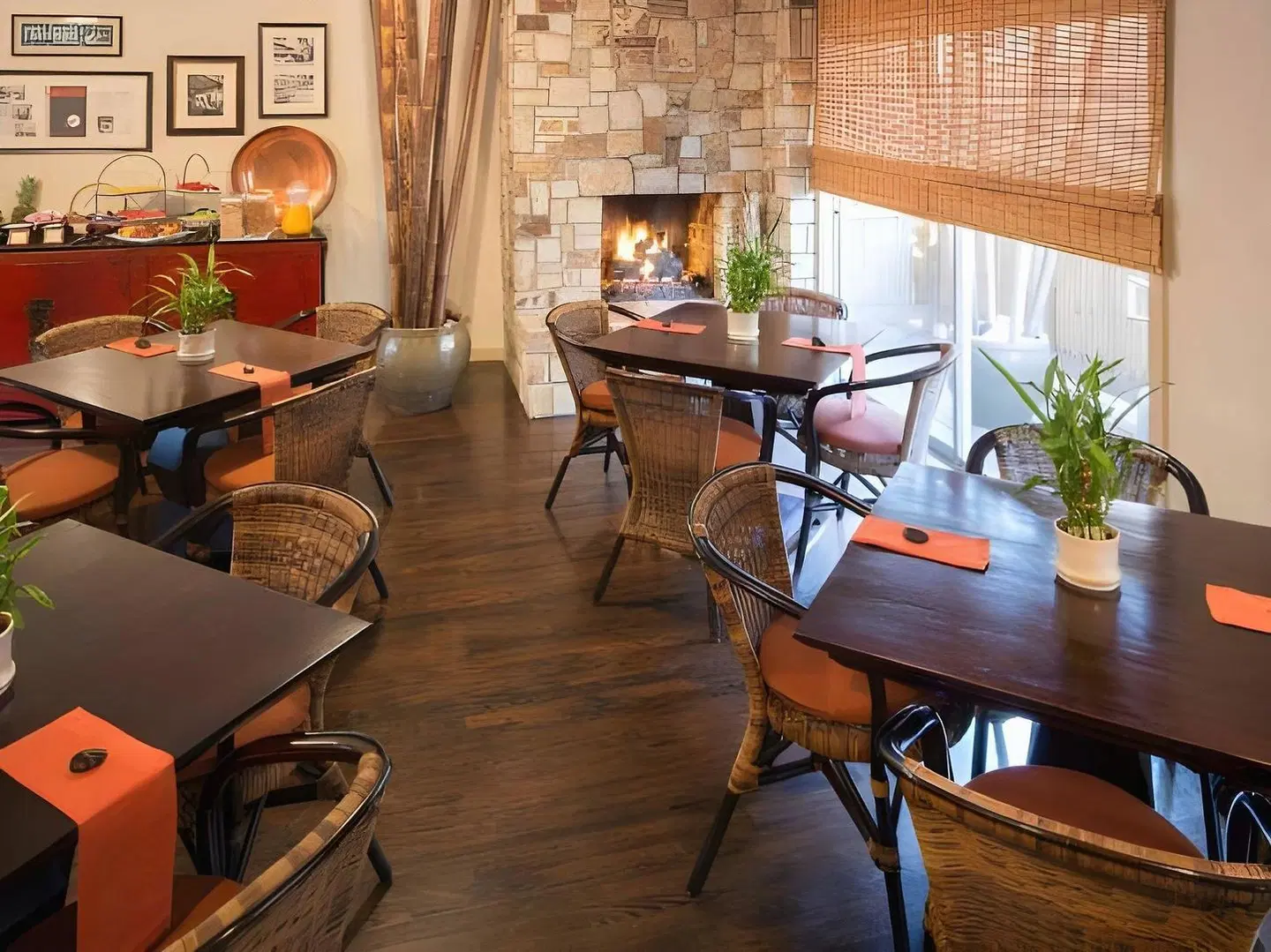 Tradewinds Carmel Bar