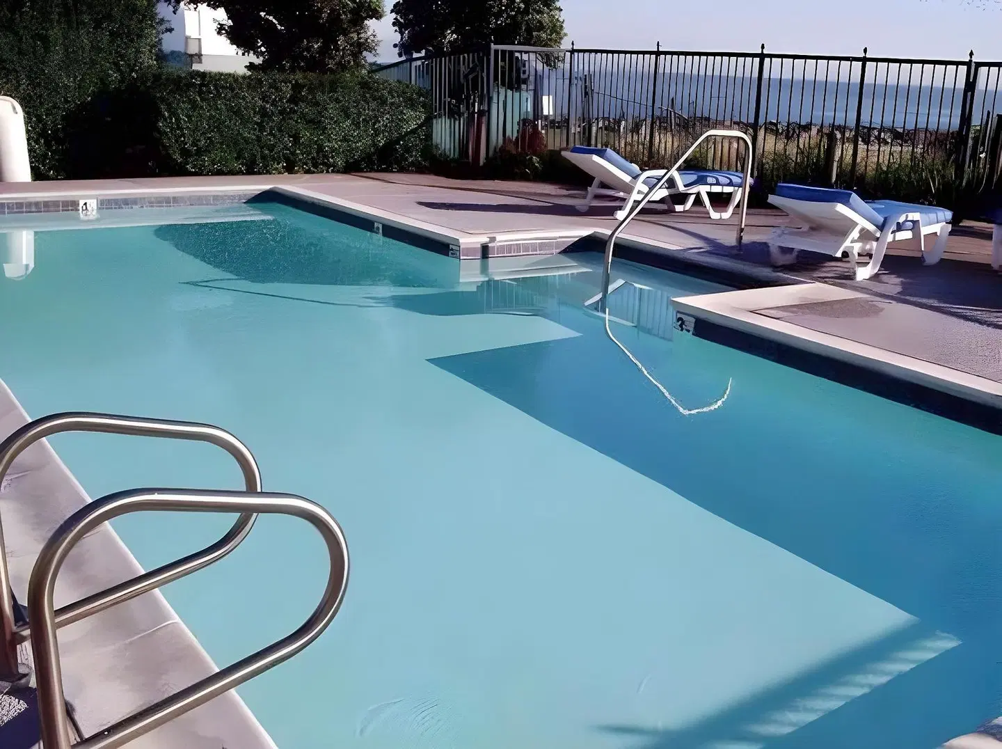 Beach House Half Moon Bay OUTDOOR_POOL