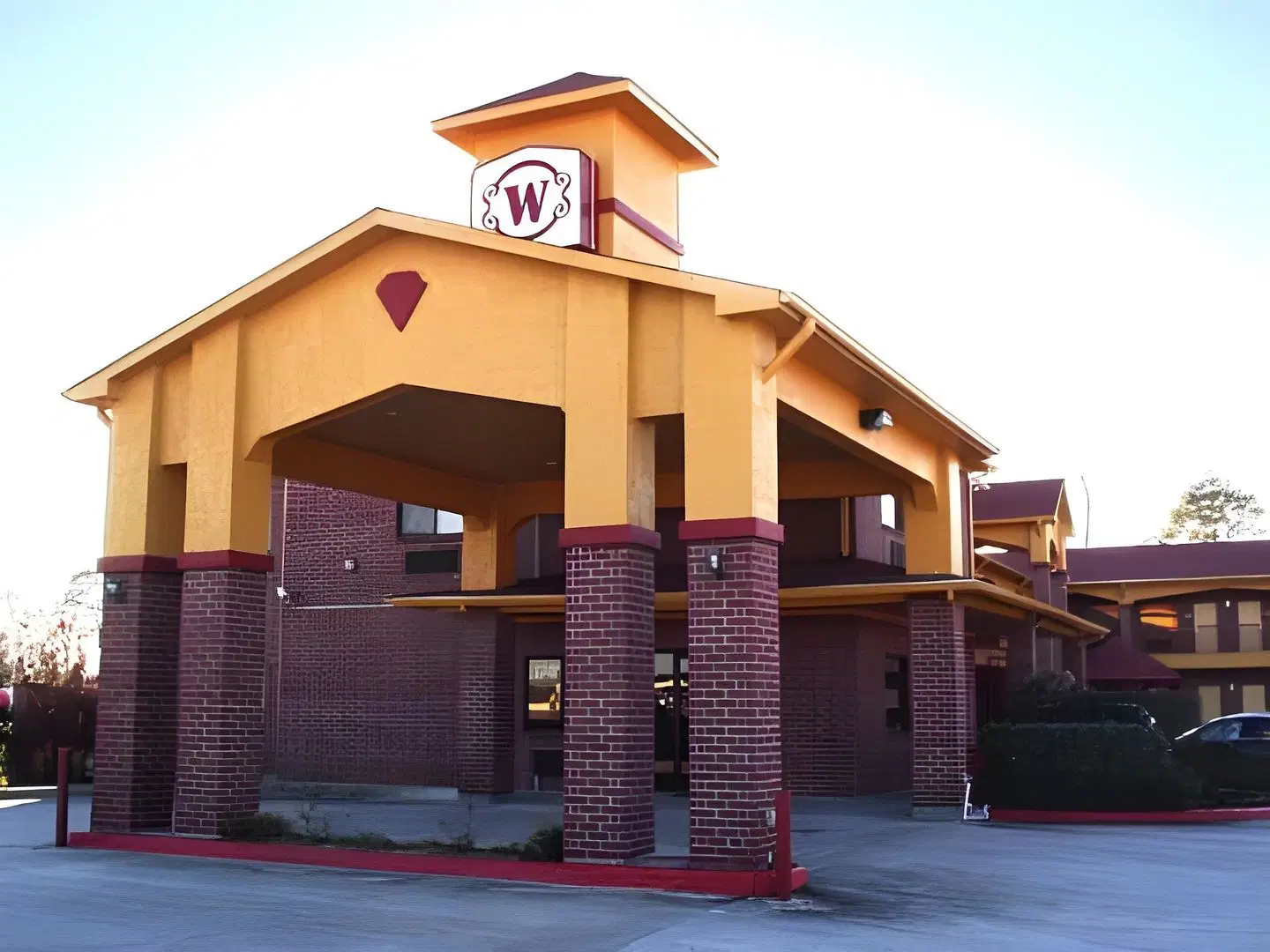Winchester Inn and Suites Humble/IAH/North Houston EXTERIOR