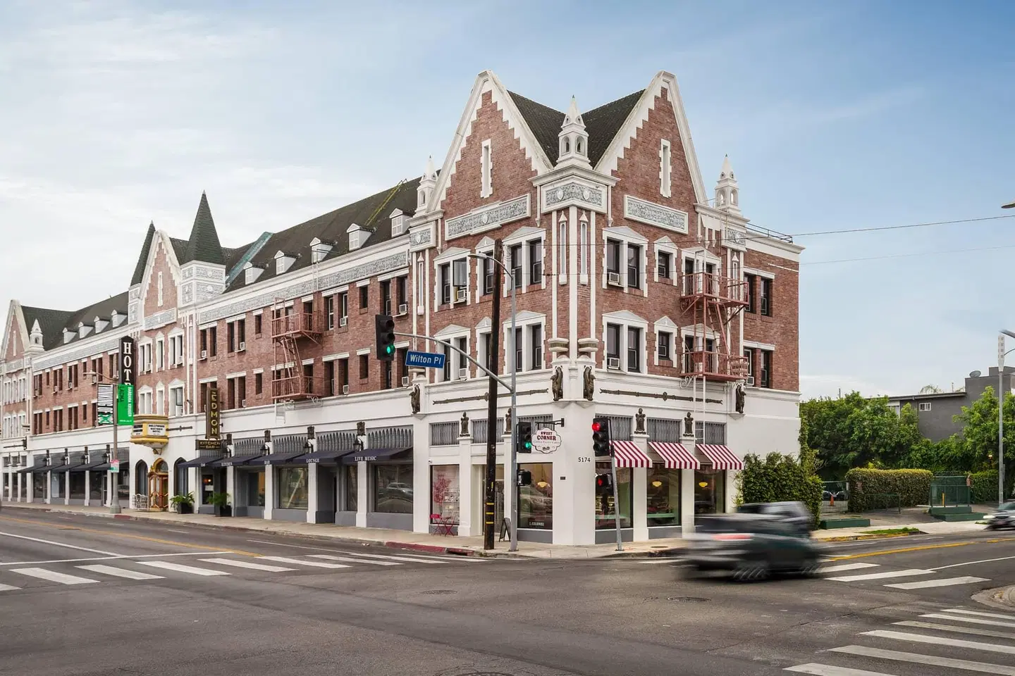 Hollywood Historic Hotel EXTERIOR