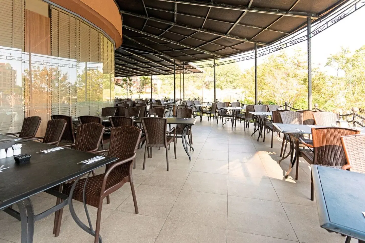 Tiara Beach RESTAURANT