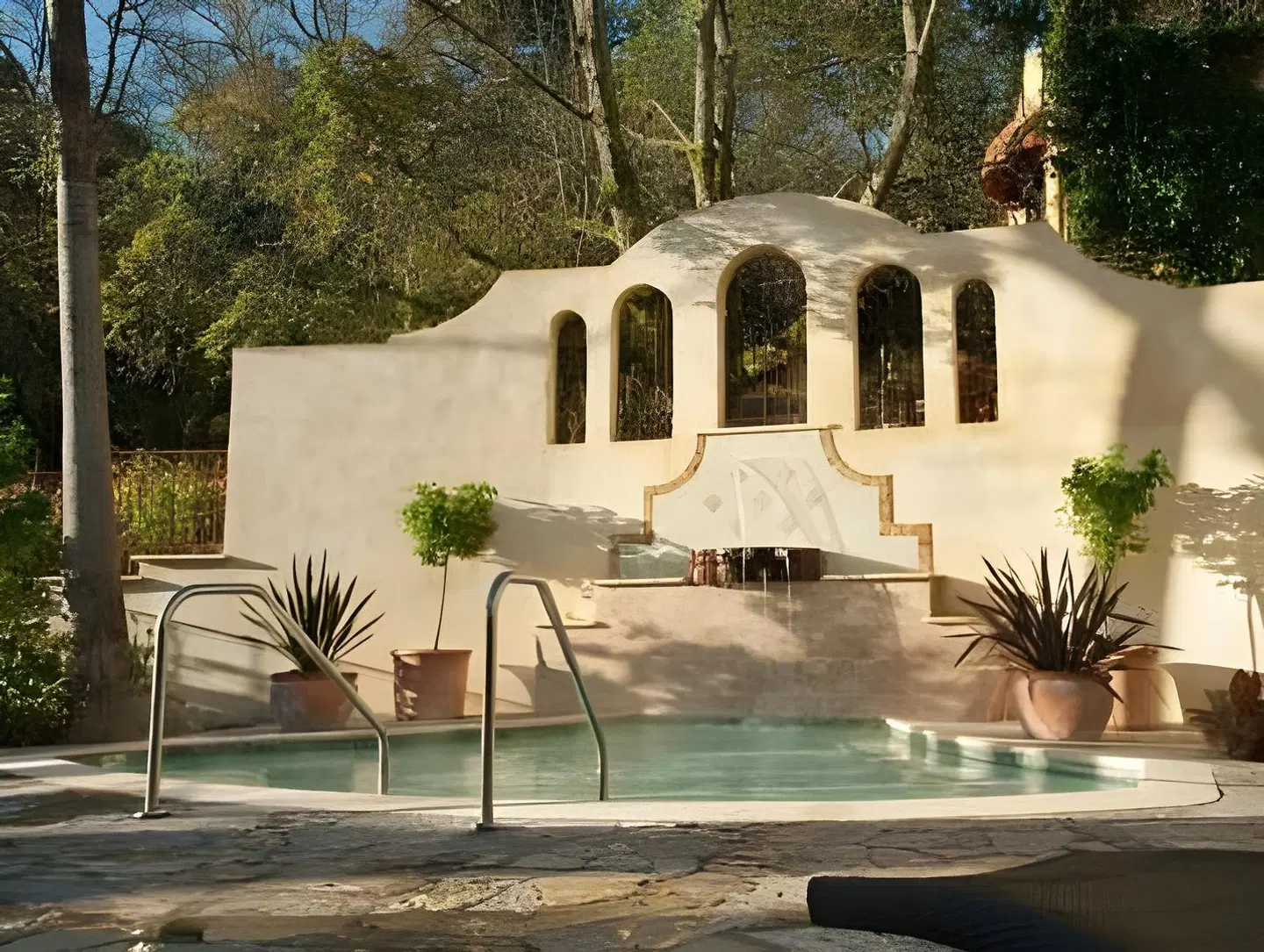 Kenwood Inn & Spa EXTERIOR