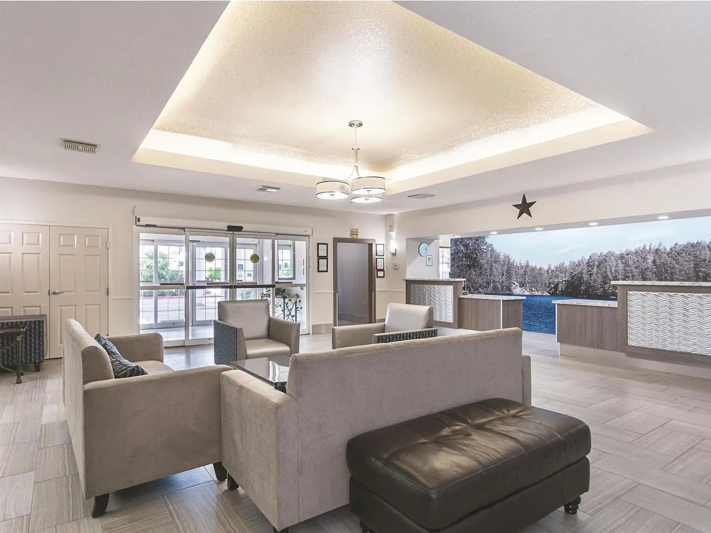 La Quinta Inn & Suites Conroe LOUNGE_LOBBY