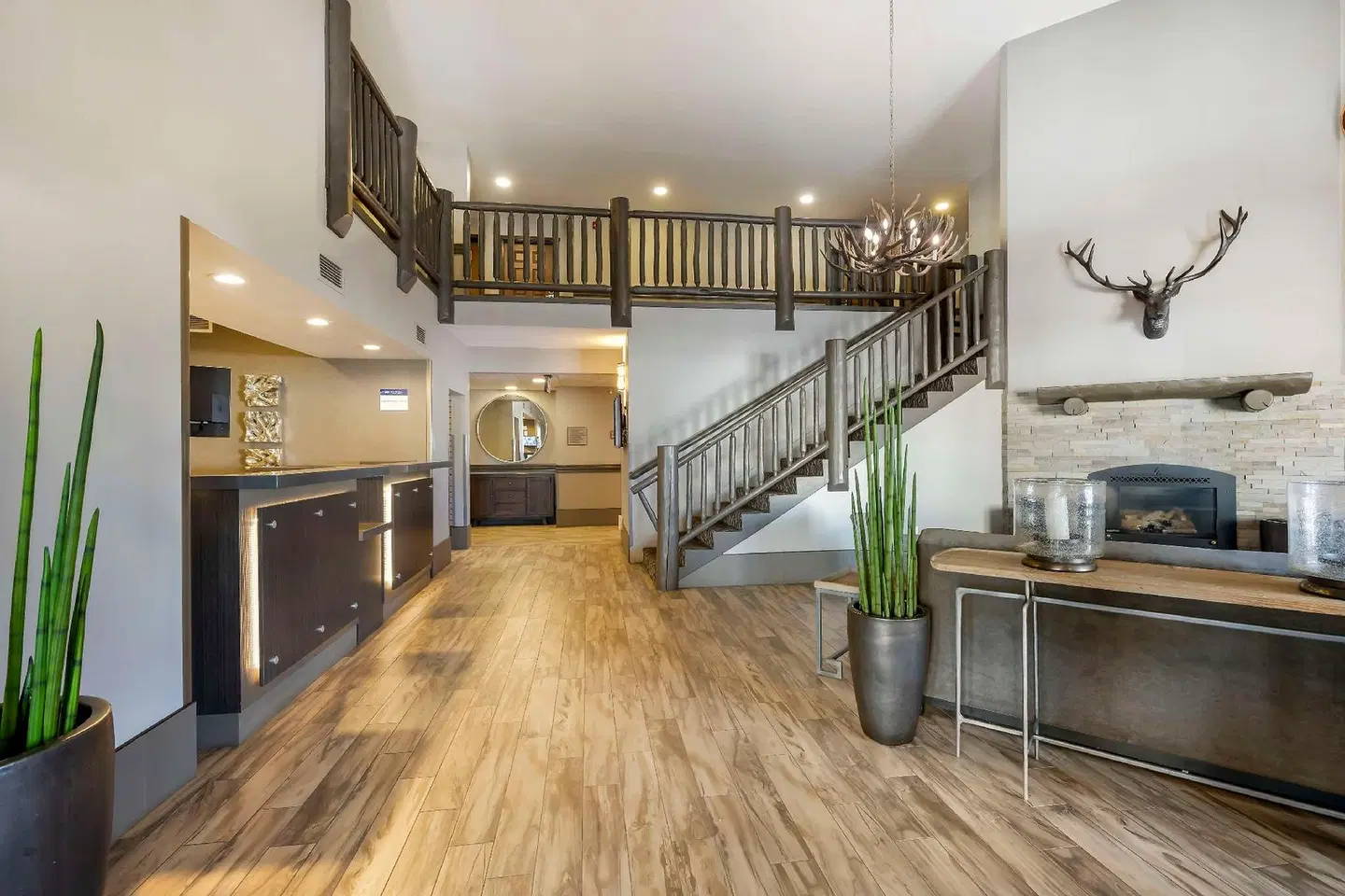 Best Western Plus Kalispell/Glacier Park West Hotel & Suites LOUNGE_LOBBY