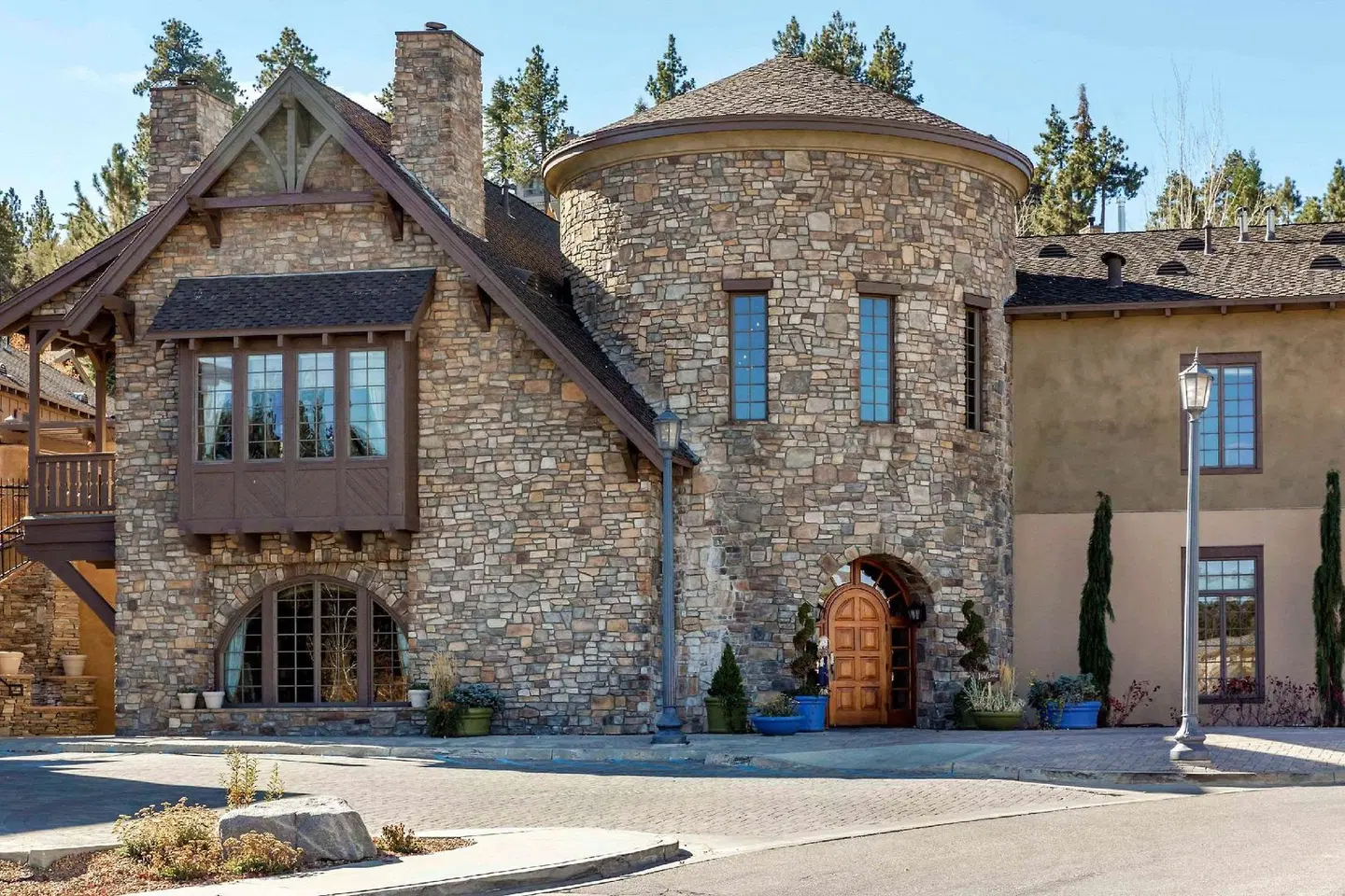 The Club at Big Bear Village EXTERIOR