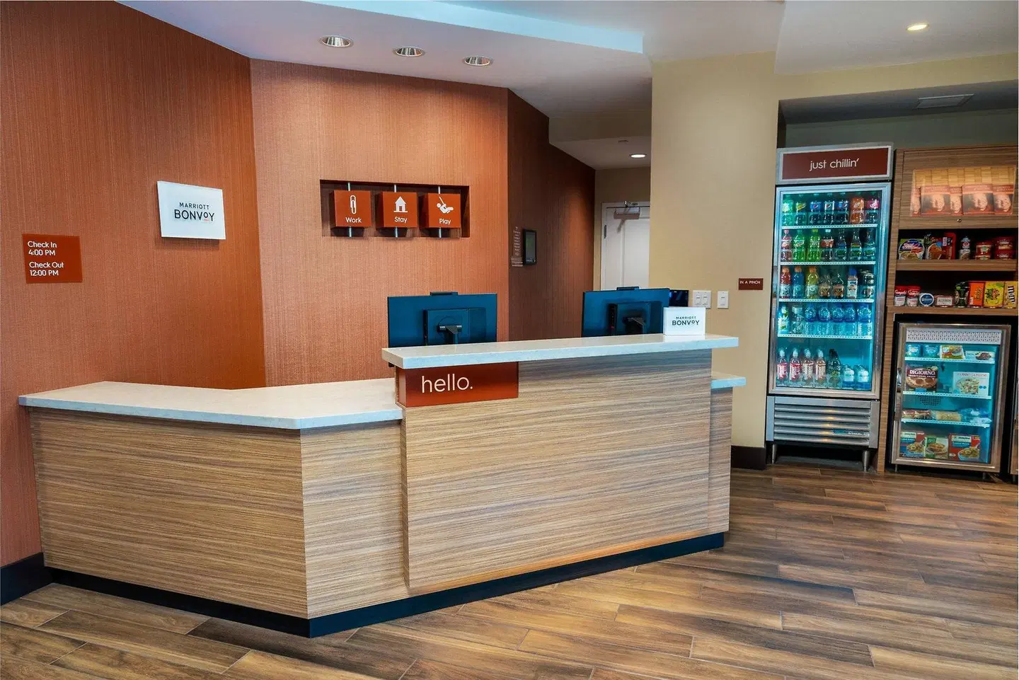 TownePlace Suites Irvine Lake Forest LOUNGE_LOBBY