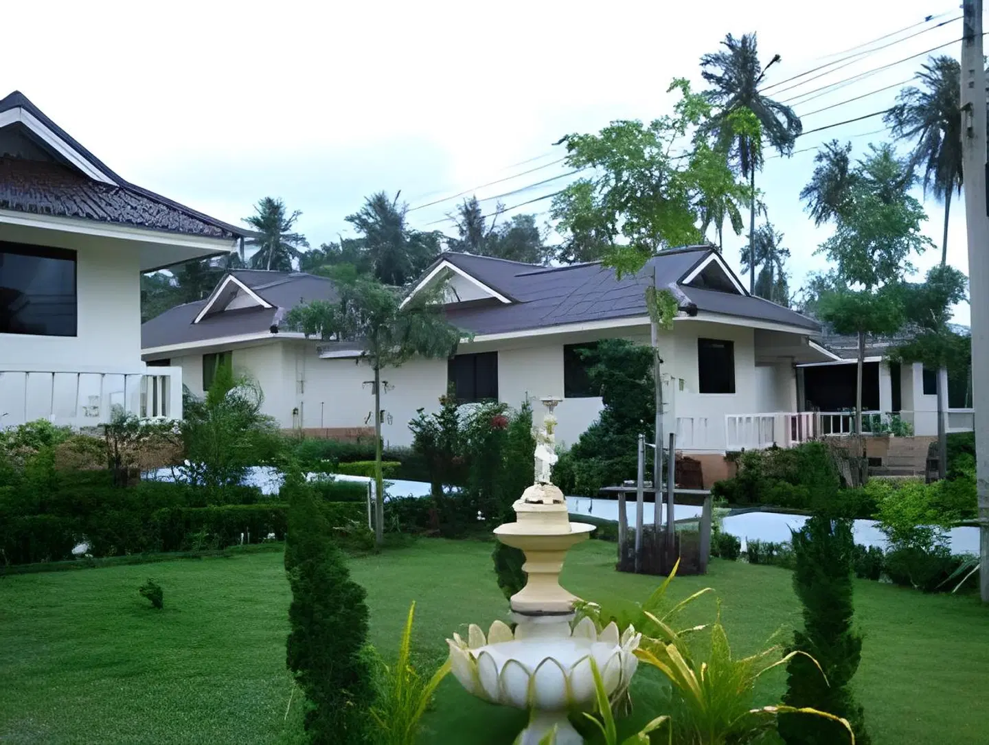 Baan Saen Sook Villas EXTERIOR