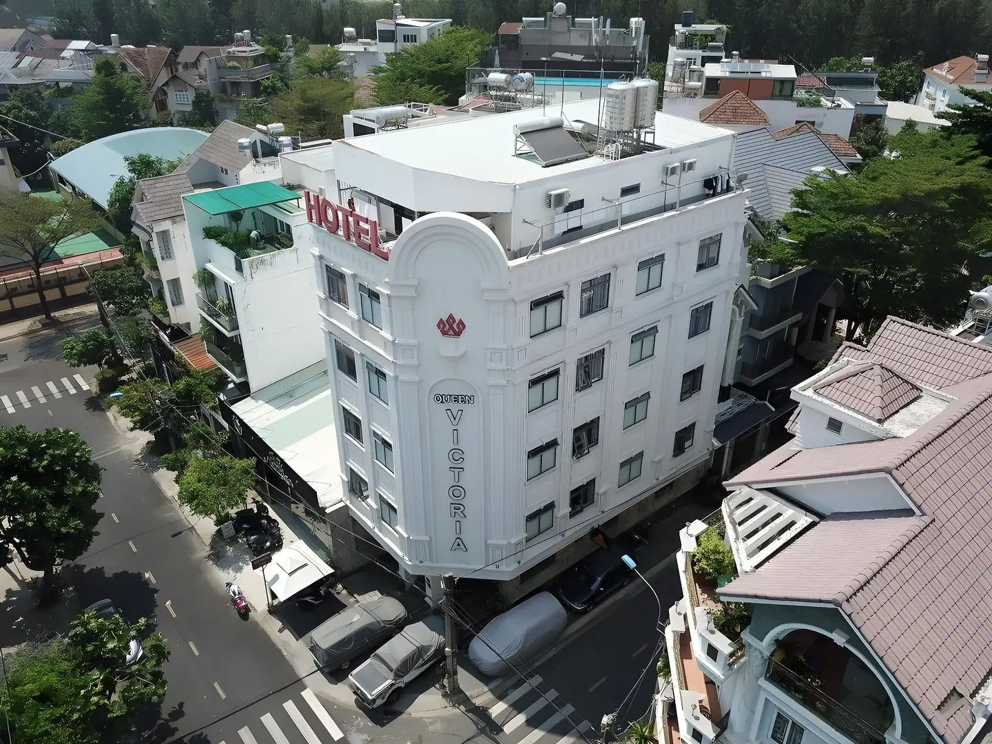 Queen Victoria Hotel EXTERIOR