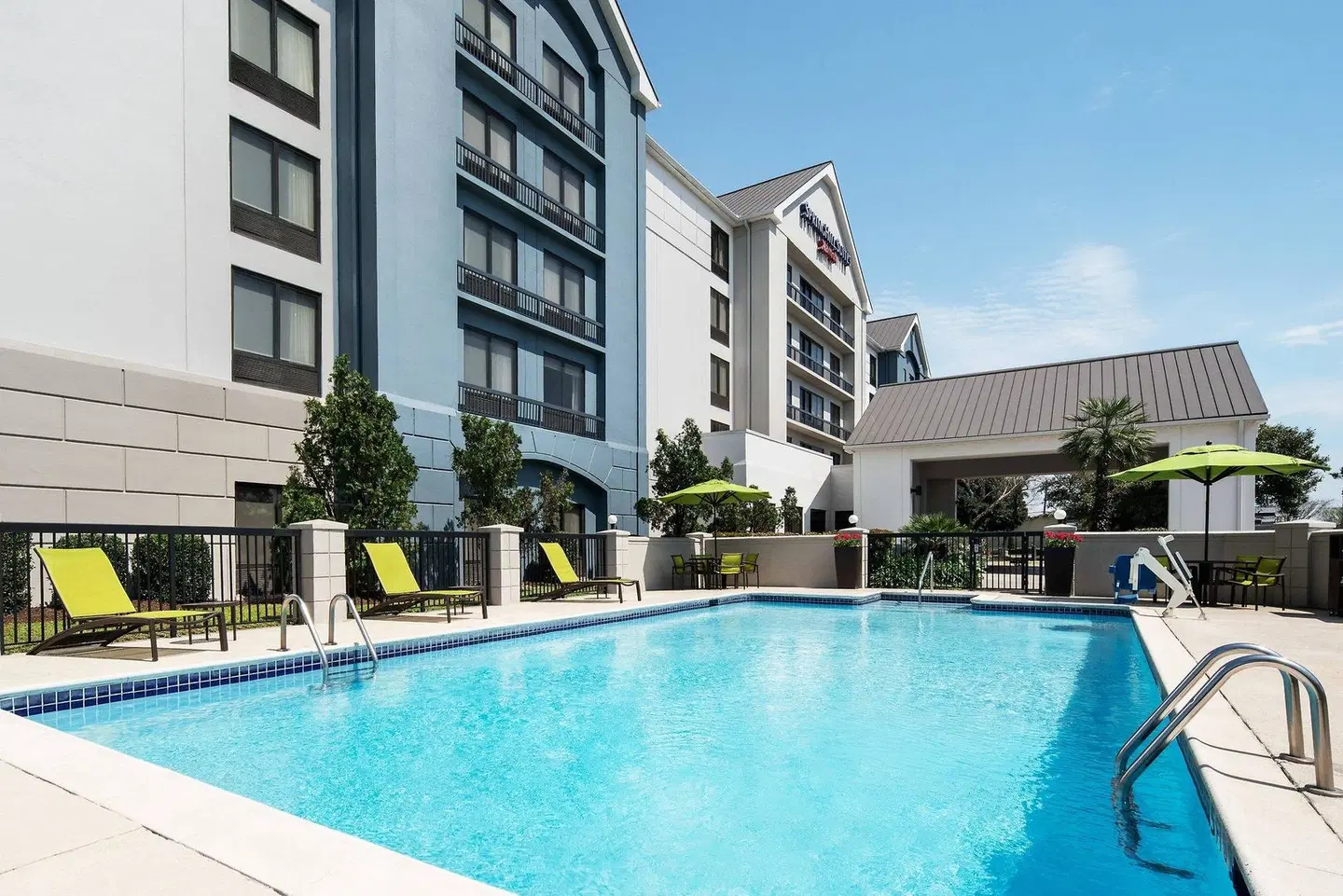 SpringHill Suites by Marriott Houston Hobby Airport OUTDOOR_POOL