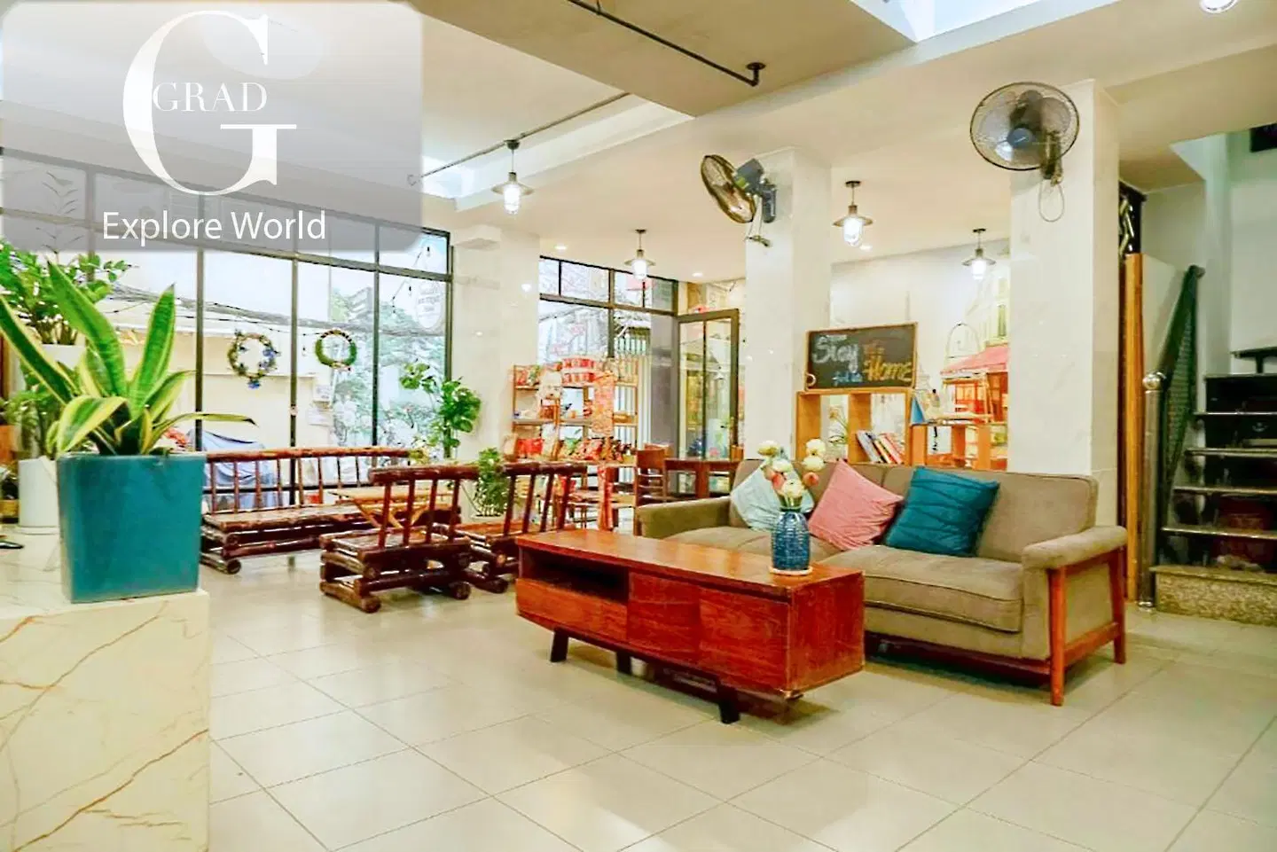Galaxy Hotel & Capsule LOUNGE_LOBBY