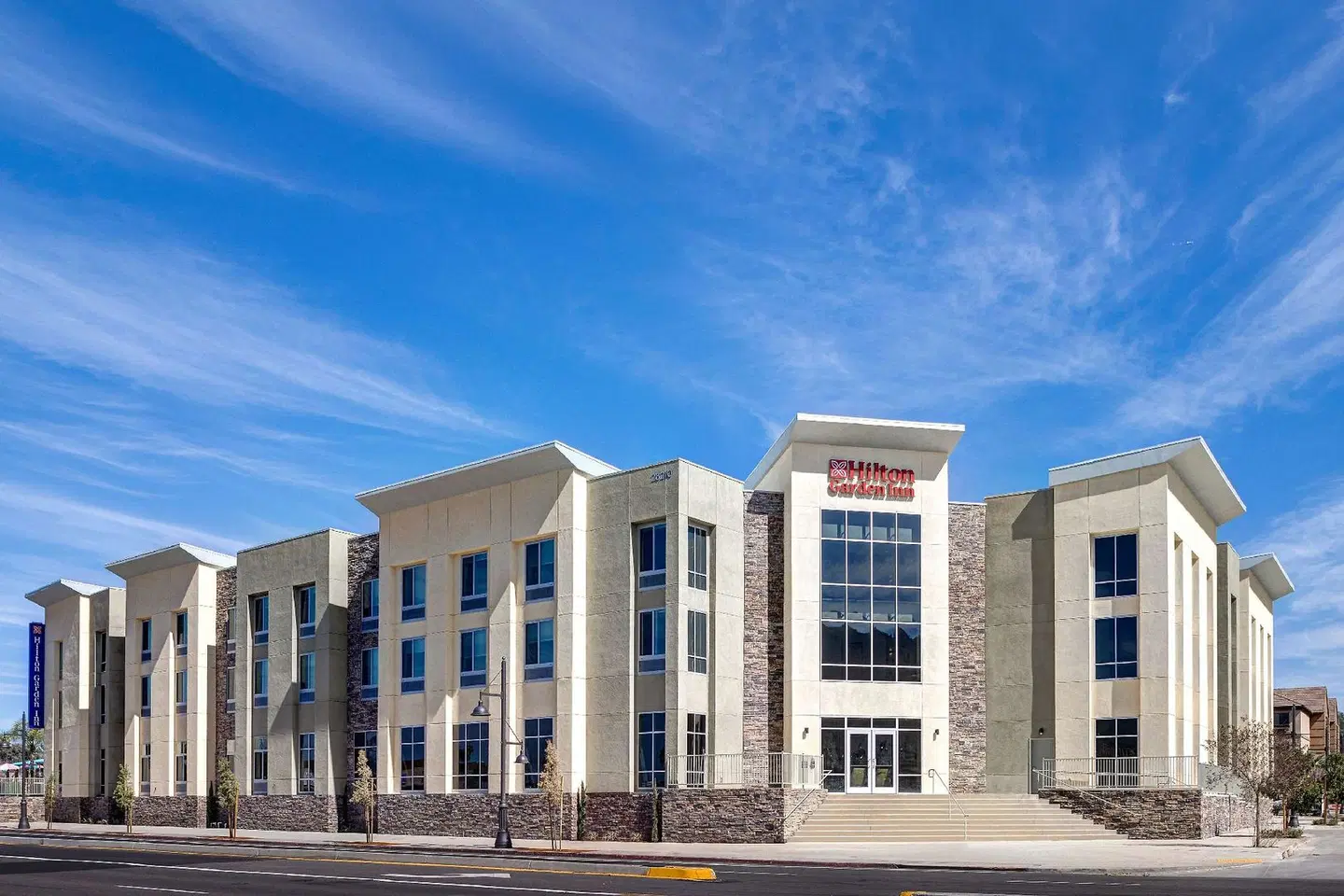 Hilton Garden Inn Temecula EXTERIOR