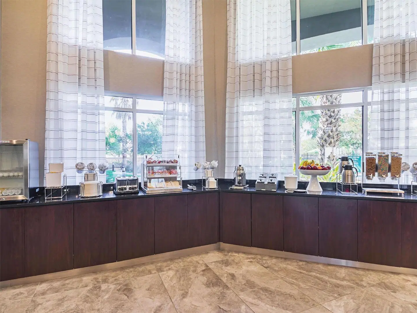 La Quinta Inn & Suites by Wyndham Austin Airport LOUNGE_LOBBY